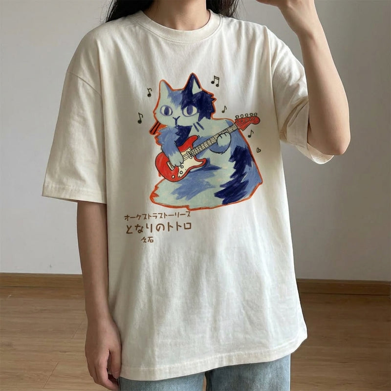 Camiseta Oversized Gato Fofo Na Guitarra — frente — Neko Mania
